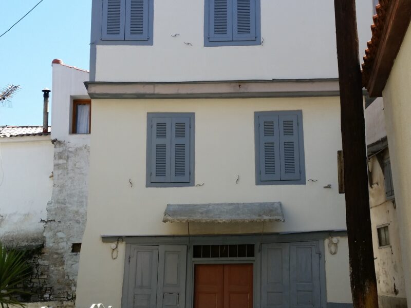 Traditional 3 Floor House in Samos Town