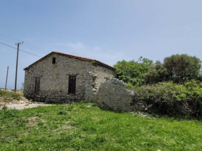 STONE BUILDING IN KAMPOS VOURLIOTES