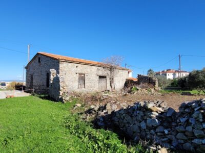 STONE BUILDING IN KAMPOS VOURLIOTES