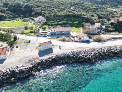 STONE BUILDING IN KAMPOS VOURLIOTES