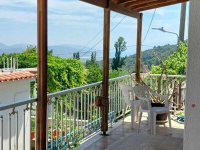 Two floor property in Pagonda