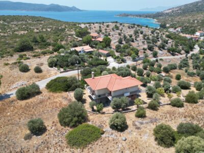 Desirable house between Klima and Posidonio