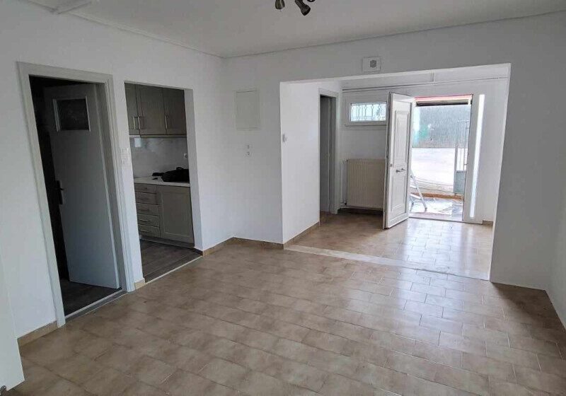 Two floor property in Pagonda